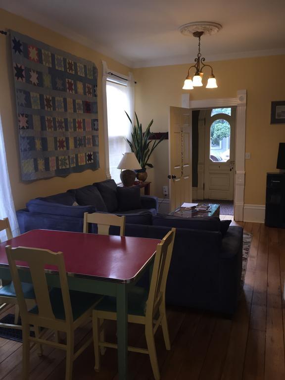 Loyalist Lofts Lägenhet Picton Exteriör bild